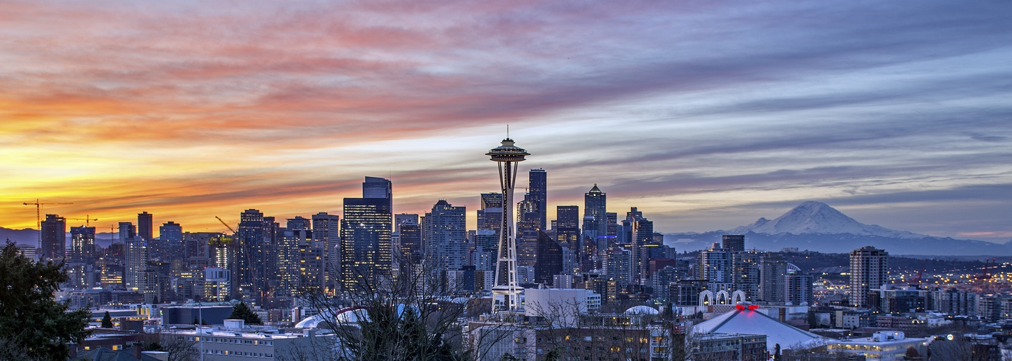 Seattle,Skyline,And,Mt.,Rainier,(washington,State),As,Seen,From
